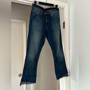 Mother Denim Insider Crop Step Fray